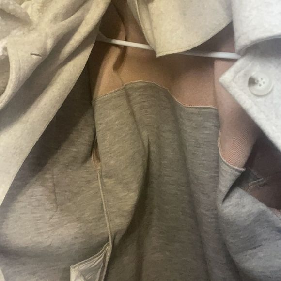 VICI Colorblock Oversized Button Up Shacket. Size S - Picture 11 of 12